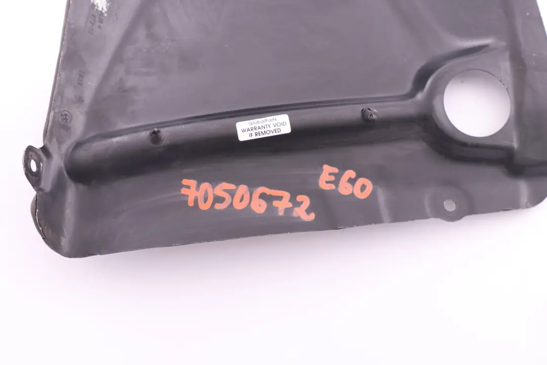 Trennwand Radhaus vorne rechts für BMW 5 6 er E60 E61 E63 E64 mit Teilenummer 7050672 BMW 5 6 er E60 E61 E63 E64 Trennwand Radhaus vorne rechts - SKU 7050672 - Teilenummer 7050672