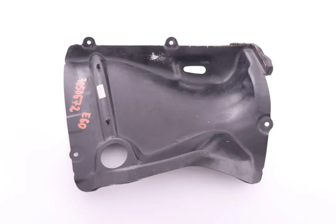 Front Right O/S Wheel Arch Partition to BMW 5 6 Series E60 E61 E63 E64 with Part number 7050672 BMW 5 6 Series E60 E61 E63 E64 Front Right O/S Wheel Arch Partition - SKU 7050672 - Part number 7050672