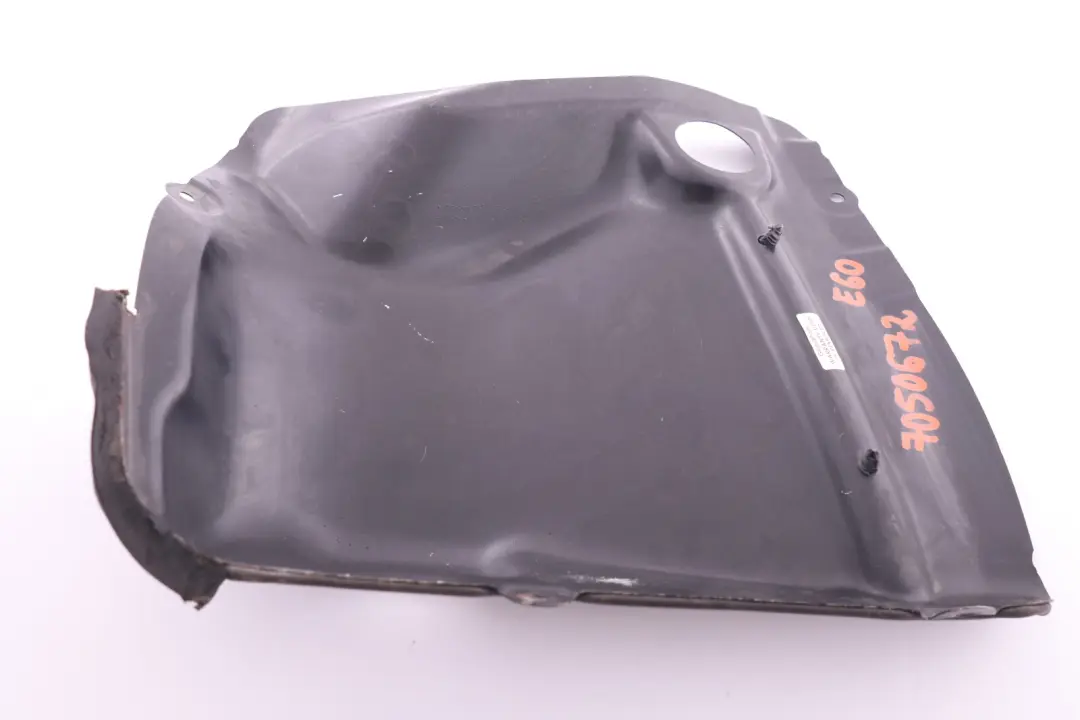 Ścianka działowa prawa BMW e60 e61 e63 e64 do o numerze 7050672 Ścianka działowa prawa BMW e60 e61 e63 e64 - SKU 7050672 - Numer Części 7050672