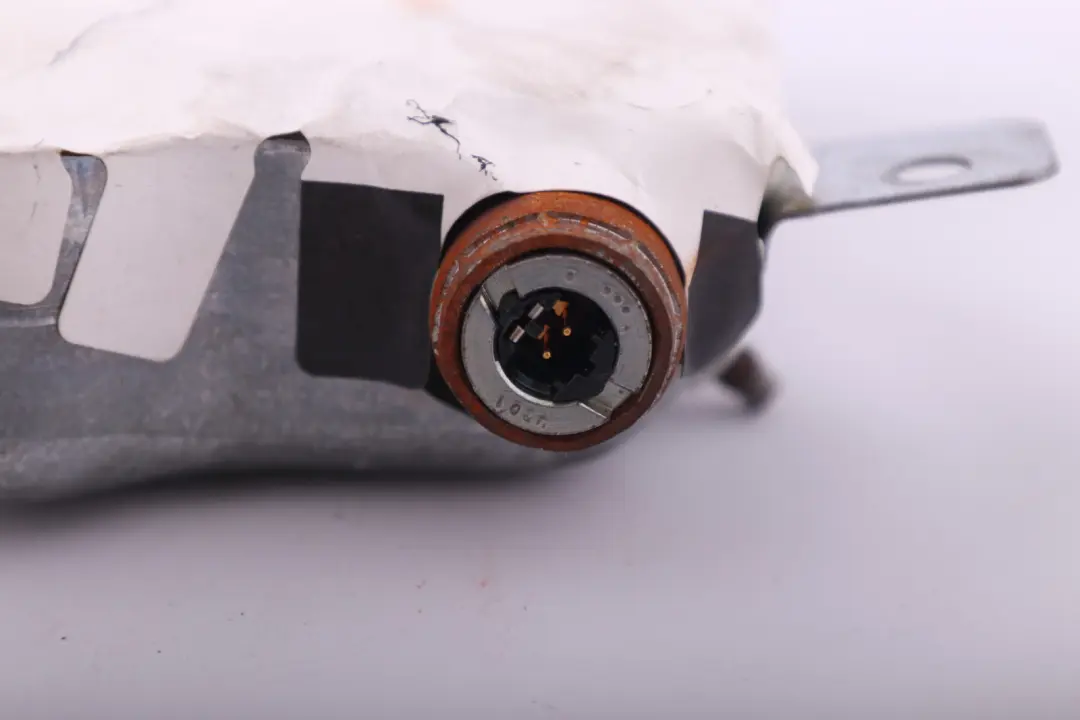 BMW E63 E64 LCI Módulo Air Bag Puerta Delantera Derecha O/S - SKU 7050846 - Número de pieza 7050846