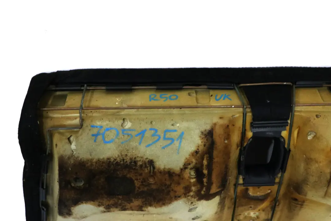 Revêtement De Dossier Siège Arrière Banquette Base Panther Black pour Mini Cooper R50 à propos du numéro de pièce 7051351 Mini Cooper R50 Revêtement De Dossier Siège Arrière Banquette Base Panther Black - SKU 7051351 - Numéro de pièce 7051351