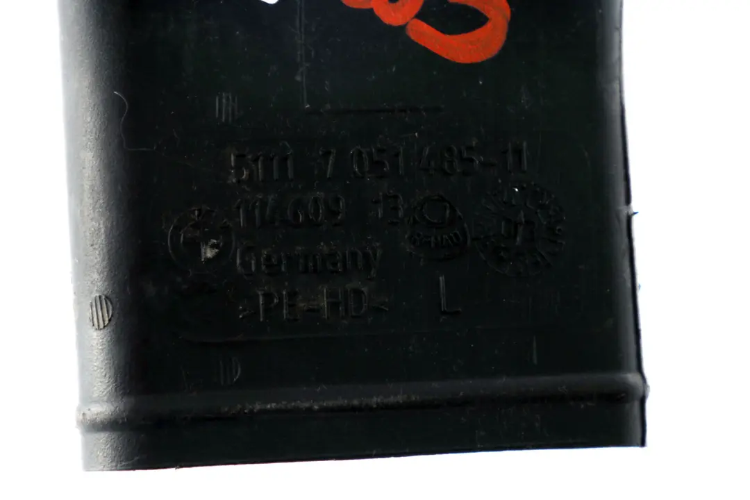 conducto de ventilación de aire de freno delantero izquierdo para BMW E63 E64 con número de pieza 7051485 BMW E63 E64 conducto de ventilación de aire de freno delantero izquierdo - SKU 7051485 - Número de pieza 7051485