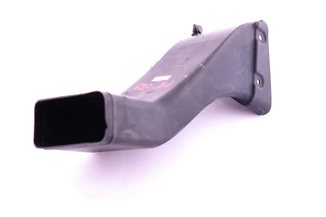 Conducto ventilación aire freno delantero derecho para BMW E63 E64 con número de pieza 7051486 BMW E63 E64 Conducto ventilación aire freno delantero derecho - SKU 7051486 - Número de pieza 7051486