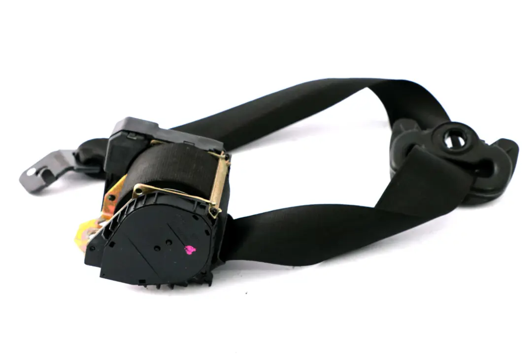 Cintura Superiore Posteriore Destra Nero 7211 per BMW X5 E53 con numero di parte 7051508 BMW X5 E53 Cintura Superiore Posteriore Destra Nero 7211 - SKU 7051508 - Numero di parte 7051508