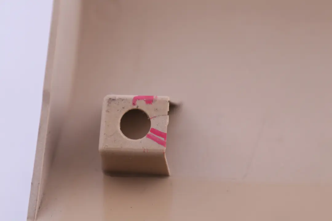 BMW E65 E66 E67 Pannello Bracciolo Sedile Posteriore Crema Beige 7007002 - SKU 7051755 - Numero di parte 7051755