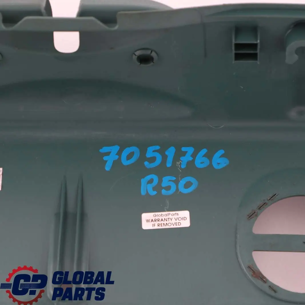 Blende Ladekante Emerald Green Smaragdgrün für MINI Cooper One R50 mit Teilenummer 7051766 MINI Cooper One R50 Blende Ladekante Emerald Green Smaragdgrün - SKU 7051766 - Teilenummer 7051766