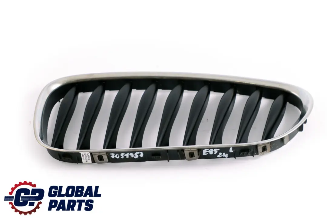 Parachoques Delantero Rejilla Central Izquierda Cromo para BMW Z4 E85 E86 con número de pieza 7051957 BMW Z4 E85 E86 Parachoques Delantero Rejilla Central Izquierda Cromo - SKU 7051957 - Número de pieza 7051957