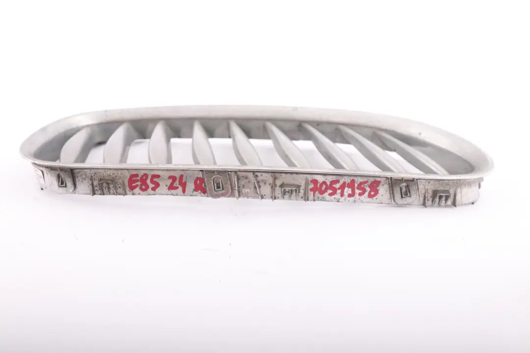 BMW Z4 Series E85 E86 Front Bumper Centre Grille Right O/S Chrome - SKU 7051958 - Part number 7051958