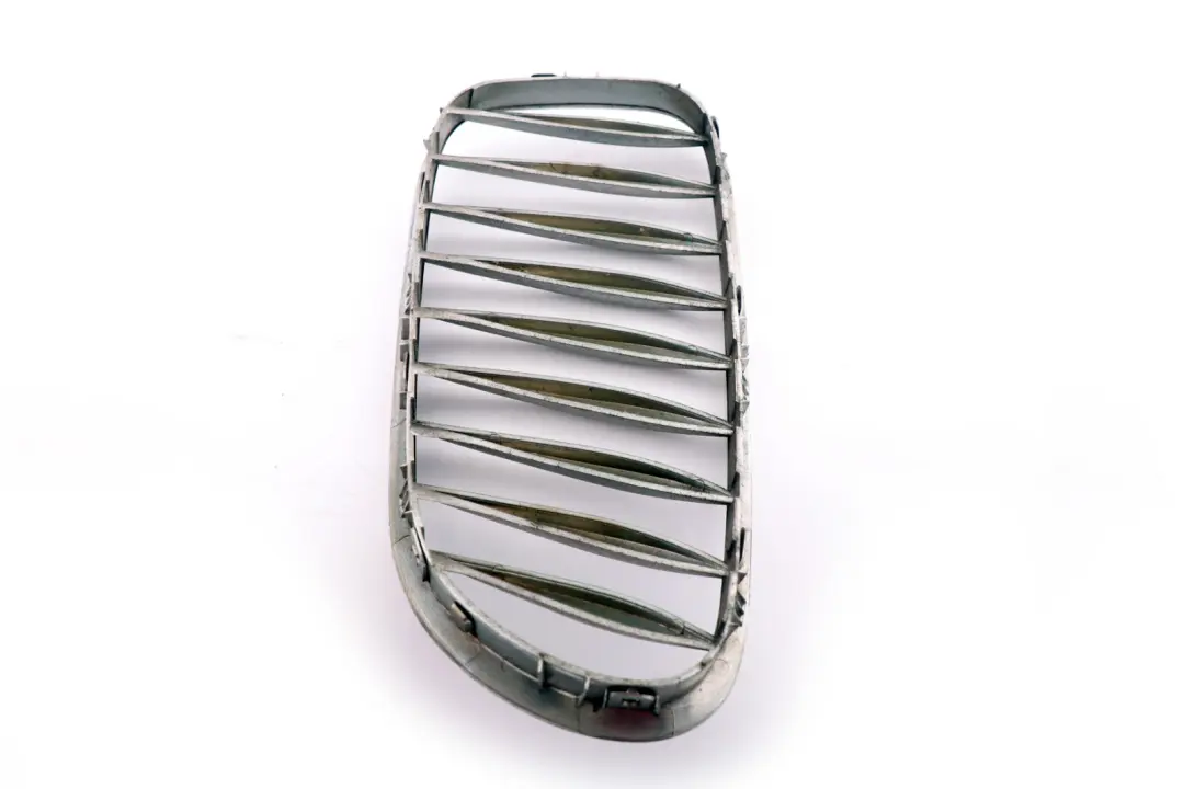 Front Bumper Centre Grille Right O/S Chrome to BMW Z4 Series E85 E86 with Part number 7051958 BMW Z4 Series E85 E86 Front Bumper Centre Grille Right O/S Chrome - SKU 7051958 - Part number 7051958