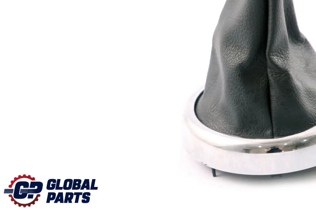 Anello rifinitura Argento Stivale leva Panther Black per Mini Cooper R50 R52 con numero di parte 7052157 Mini Cooper R50 R52 Anello rifinitura Argento Stivale leva Panther Black - SKU 7052157-1 - Numero di parte 7052157