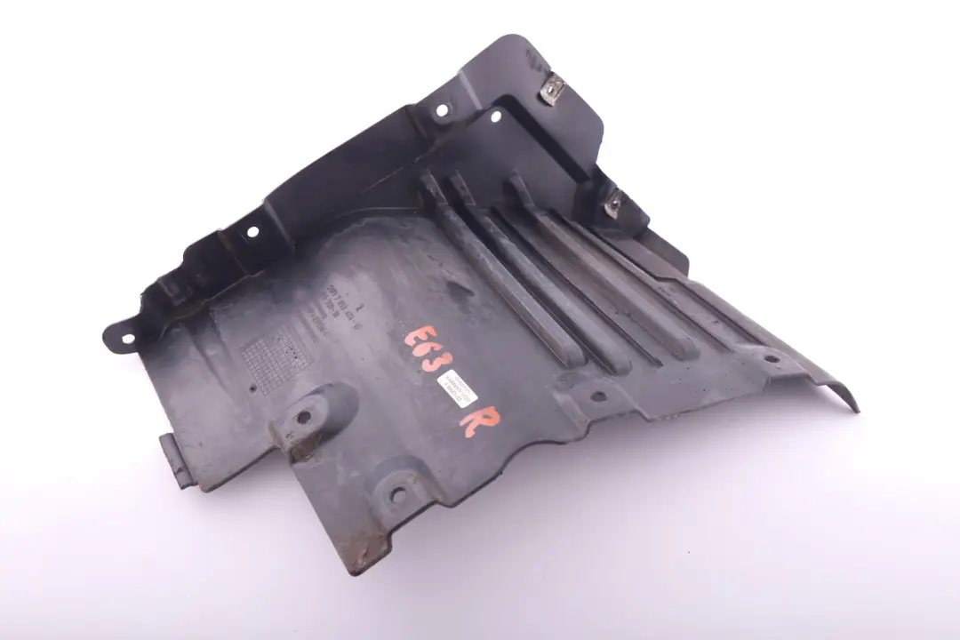 Arch Bottom Cover Housing Right O/S to BMW 6 Series E63 E64 LCI Wheel with Part number 7052474 BMW 6 Series E63 E64 LCI Wheel Arch Bottom Cover Housing Right O/S - SKU 7052474 - Part number 7052474