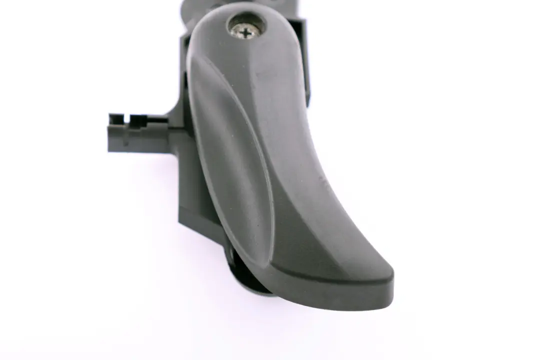 Bonnet Release Lever Engine Hood Mechanism Handle to BMW 5 Series E60 E61 with Part number 7052580 BMW 5 Series E60 E61 Bonnet Release Lever Engine Hood Mechanism Handle - SKU rhd-7052580 - Part number 7052580