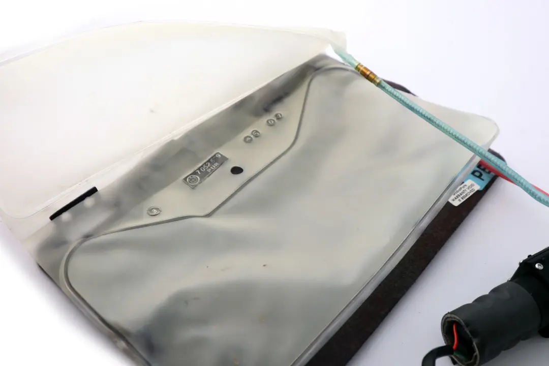 Lordosis Pad Lumbar Support Pump Front to BMW 5 7 Series E60 E61 E65 Seat with Part number 7052589 BMW 5 7 Series E60 E61 E65 Seat Lordosis Pad Lumbar Support Pump Front - SKU 7052589 - Part number 7052589