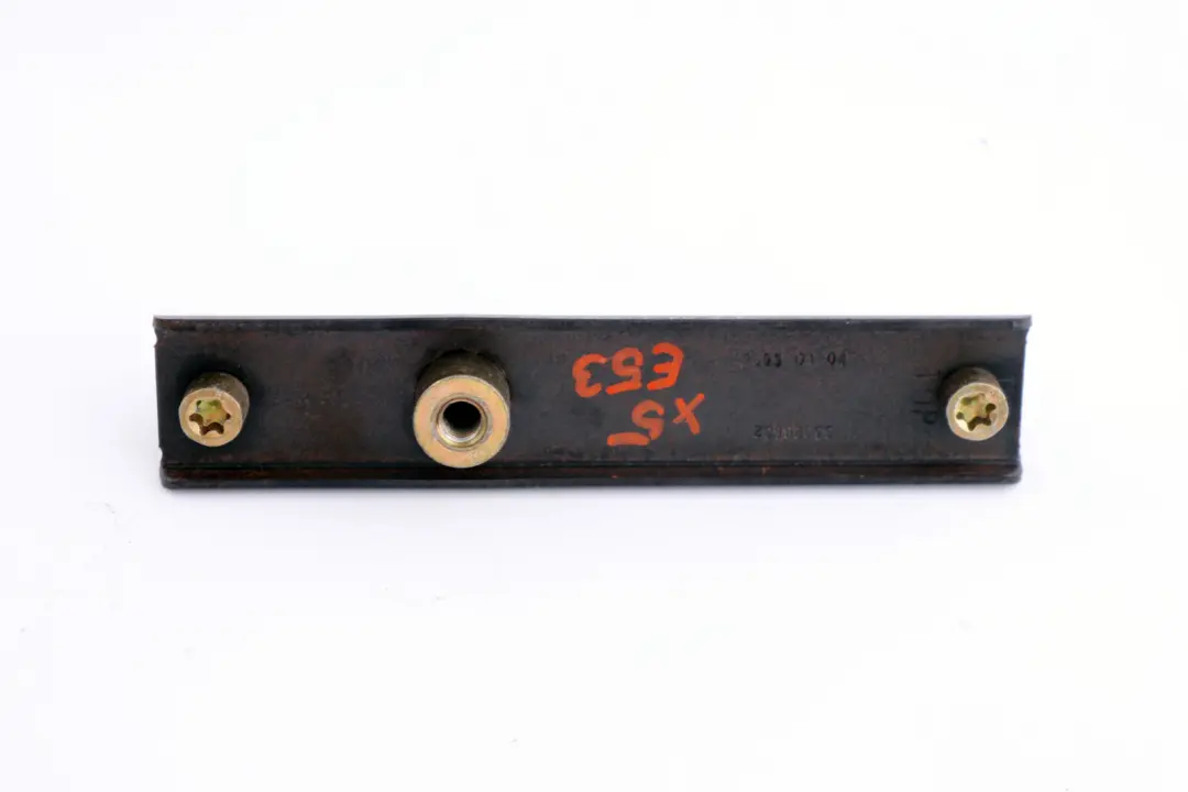BMW X5 E53 Soporte Cinturón Seguridad Trasero Regulador Altura Rail - SKU 7052806 - Número de pieza 72117052806