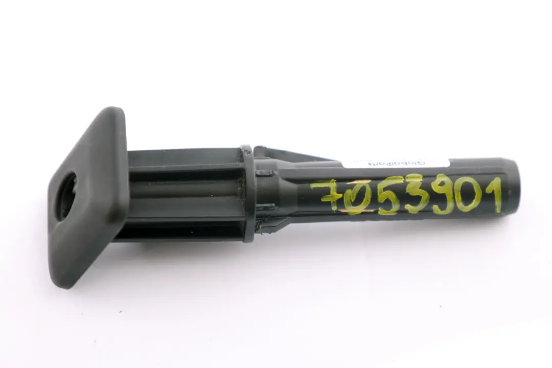 BMW Z4 Series E85 Guide Left N/S Seat Front Head Restraint - SKU 7053901 - Part number 7053828