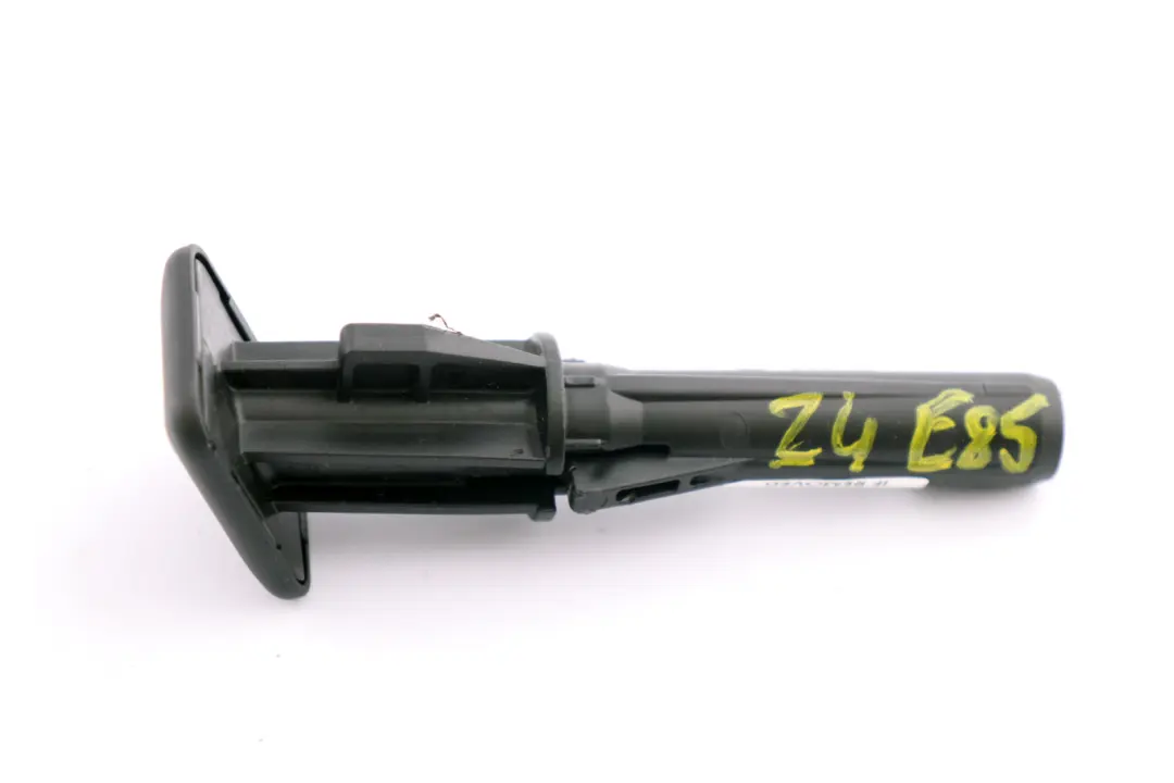 Guide Left N/S Seat Front Head Restraint to BMW Z4 Series E85 with Part number 7053828 BMW Z4 Series E85 Guide Left N/S Seat Front Head Restraint - SKU 7053901 - Part number 7053828