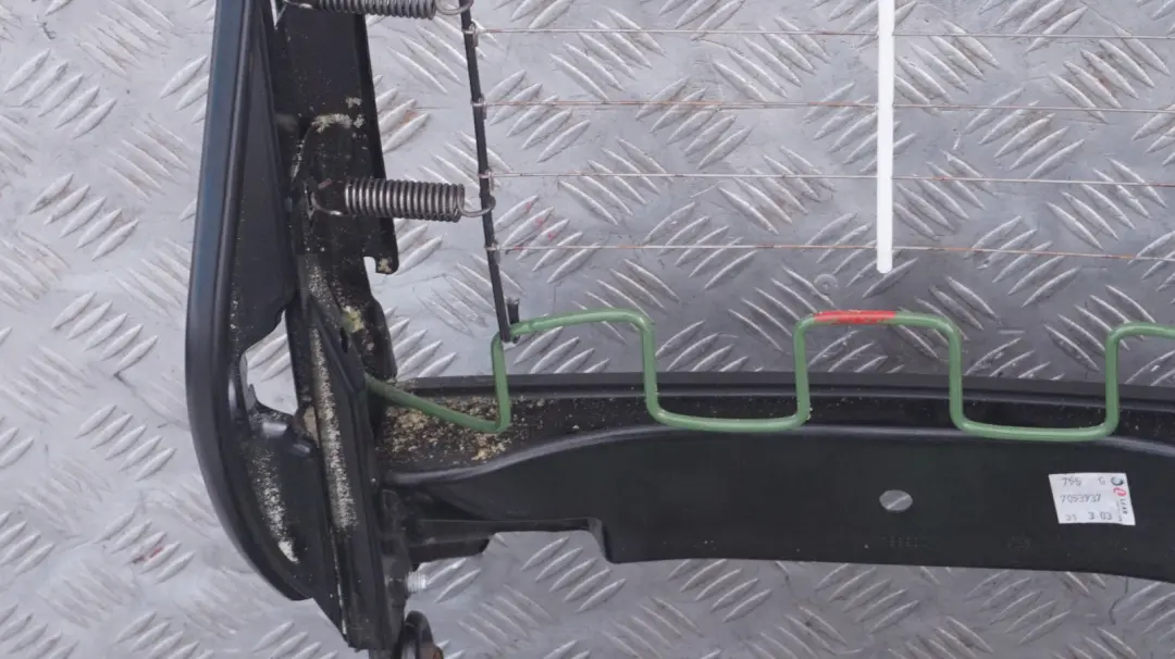 Front Right O/S Seat Backrest Frame Mechanism to BMW Z4 Series E85 E86 with Part number 7053948 BMW Z4 Series E85 E86 Front Right O/S Seat Backrest Frame Mechanism - SKU 7053948 - Part number 7053948