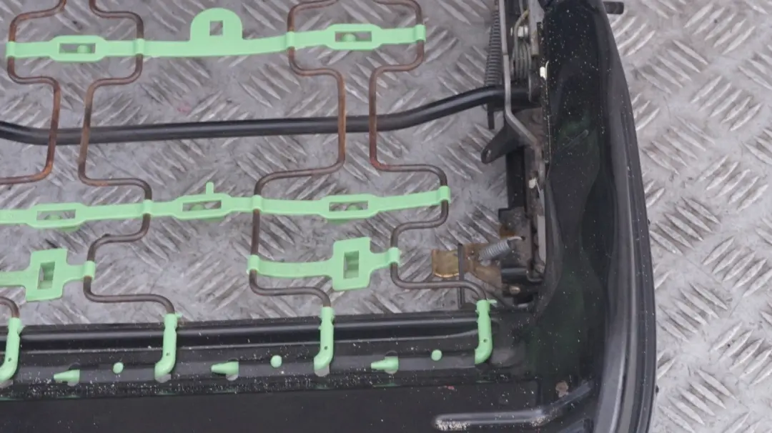 Front Right O/S Seat Backrest Frame Mechanism to BMW Z4 Series E85 E86 with Part number 7053948 BMW Z4 Series E85 E86 Front Right O/S Seat Backrest Frame Mechanism - SKU 7053948 - Part number 7053948