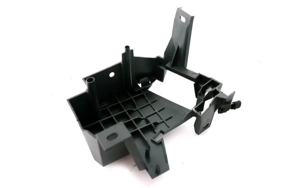 Belt Inner Cover Panel Left N/S to BMW X3 Series E83 LCI Rear Seat with Part number 7054313 BMW X3 Series E83 LCI Rear Seat Belt Inner Cover Panel Left N/S - SKU 7054313 - Part number 7054313