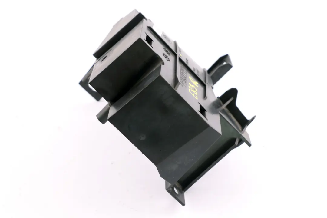 Base di Supporto Copertura Cintura Destra 5147 BMW X3 E83 LCI - SKU 7054314 - Numero di parte 51477054314
