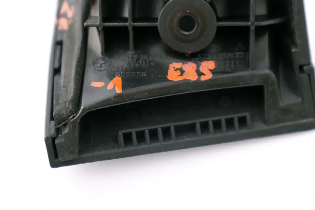 Osłona Obudowa Platik Pasa Lewy Przód do BMW Z4 E85 o numerze 7054607 BMW Z4 E85 Osłona Obudowa Platik Pasa Lewy Przód - SKU 7054607-1 - Numer Części 7054607