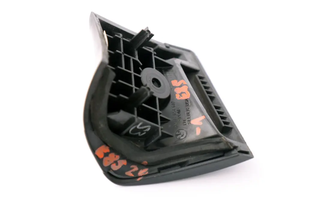 Staffa Deviazione Cintura Sicurezza Anteriore Sinistra per BMW Z4 E85 con numero di parte 7054607 BMW Z4 E85 Staffa Deviazione Cintura Sicurezza Anteriore Sinistra - SKU 7054607-1 - Numero di parte 7054607