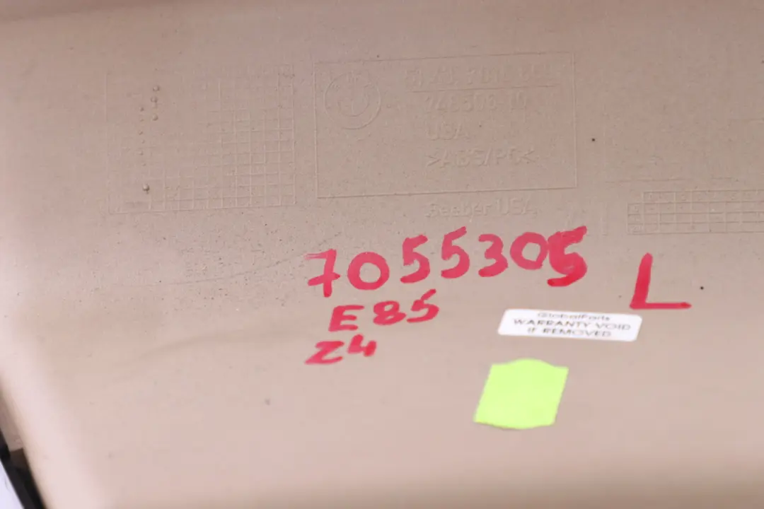 Hintere Seitliche Verkleidung Ablage Abdeckung Einfügen Links Beige für BMW Z4 E85 mit Teilenummer 7055305 BMW Z4 E85 Hintere Seitliche Verkleidung Ablage Abdeckung Einfügen Links Beige - SKU 7055305 - Teilenummer 7055305