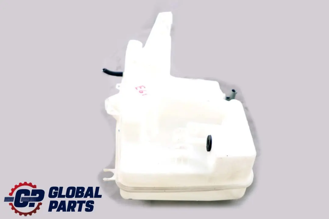 Contenitore parabrezza Bottiglia serbatoio lavacristalli per BMW E61 LCi con numero di parte 7055349 BMW E61 LCi Contenitore parabrezza Bottiglia serbatoio lavacristalli - SKU 7055349 - Numero di parte 7055349