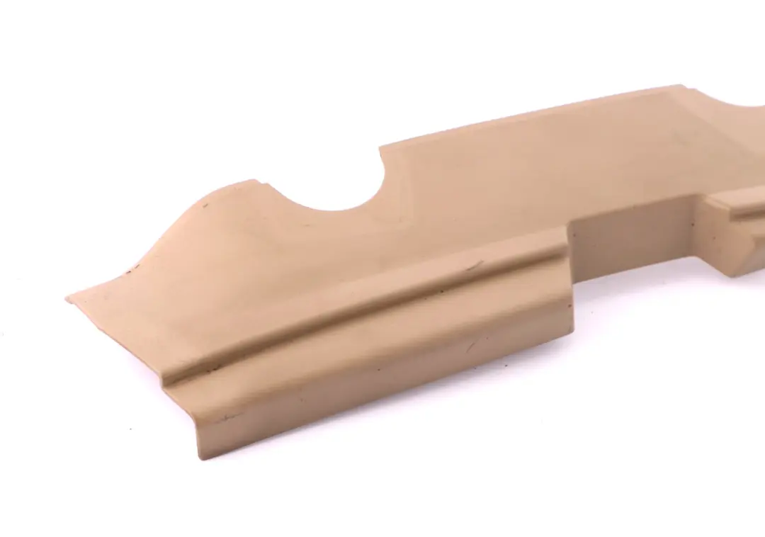 Carenatura Apertura Superiore Destro Beige 7043816 per BMW Z4 E85 con numero di parte 7055414 BMW Z4 E85 Carenatura Apertura Superiore Destro Beige 7043816 - SKU 7055414 - Numero di parte 7055414