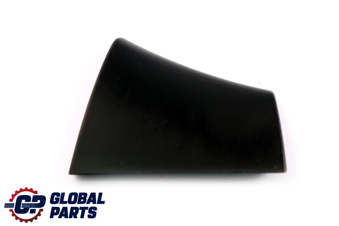 Tapa Cinturon Salida Derecha Negro para BMW Serie Z4 E85 con número de pieza 7036506 BMW Serie Z4 E85 Tapa Cinturon Salida Derecha Negro - SKU 7055416 - Número de pieza 7036506