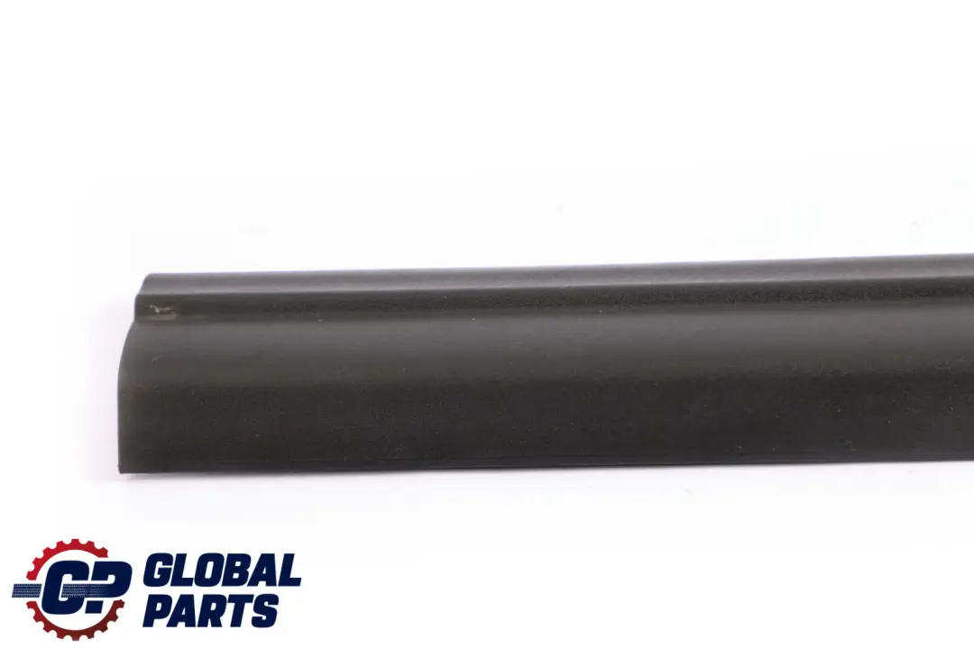 Abdeckleiste Einstieg Innen Rechts Grau 7016800 für BMW Z4 er E85 E86 mit Teilenummer 7055554 BMW Z4 er E85 E86 Abdeckleiste Einstieg Innen Rechts Grau 7016800 - SKU 7055554 - Teilenummer 7055554