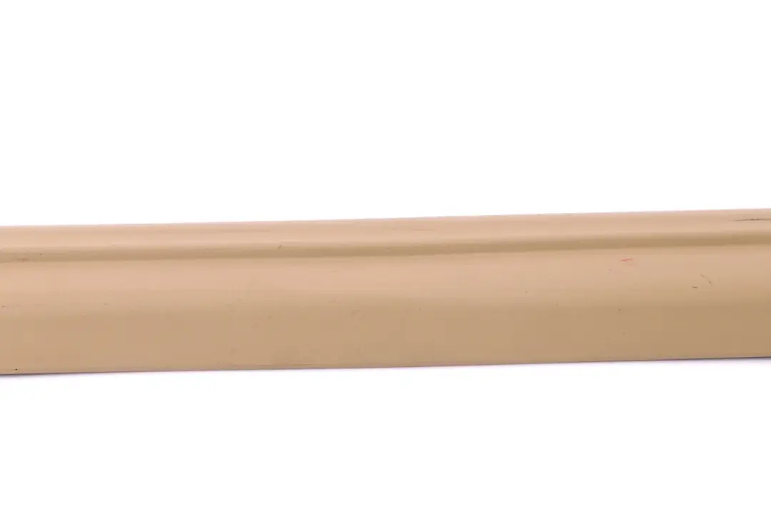 Tapa Entrada Interior Izquierda Beige 7016799 para BMW Serie Z4 E85 E86 con número de pieza 7055555 BMW Serie Z4 E85 E86 Tapa Entrada Interior Izquierda Beige 7016799 - SKU 7055555 - Número de pieza 7055555