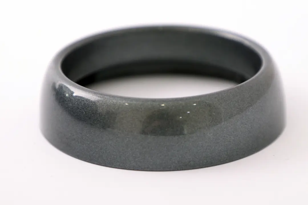 Pannello rivestimento anteriore Anello sfiato cruscotto Antracite per Mini R50 R53 con numero di parte 7055726 Mini R50 R53 Pannello rivestimento anteriore Anello sfiato cruscotto Antracite - SKU 7055726 - Numero di parte 7055726