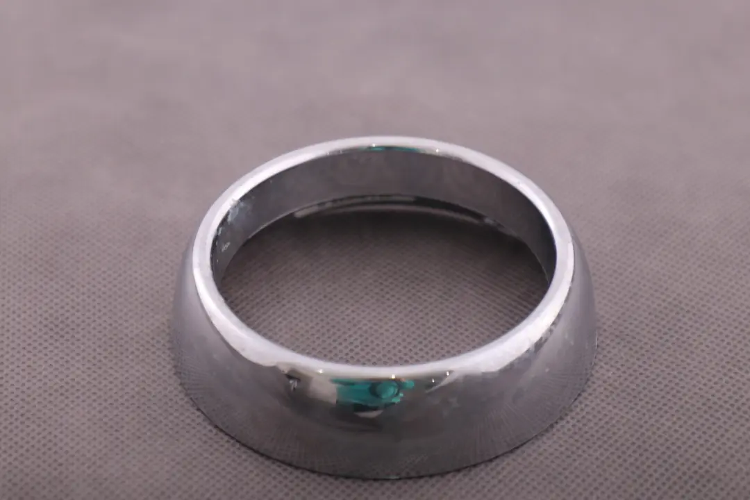 Ring Centre Console Vent Trim Dash Chrome to Mini Cooper One R50 R52 R53 with Part number 7055727 Mini Cooper One R50 R52 R53 Ring Centre Console Vent Trim Dash Chrome - SKU 7055727-1 - Part number 7055727