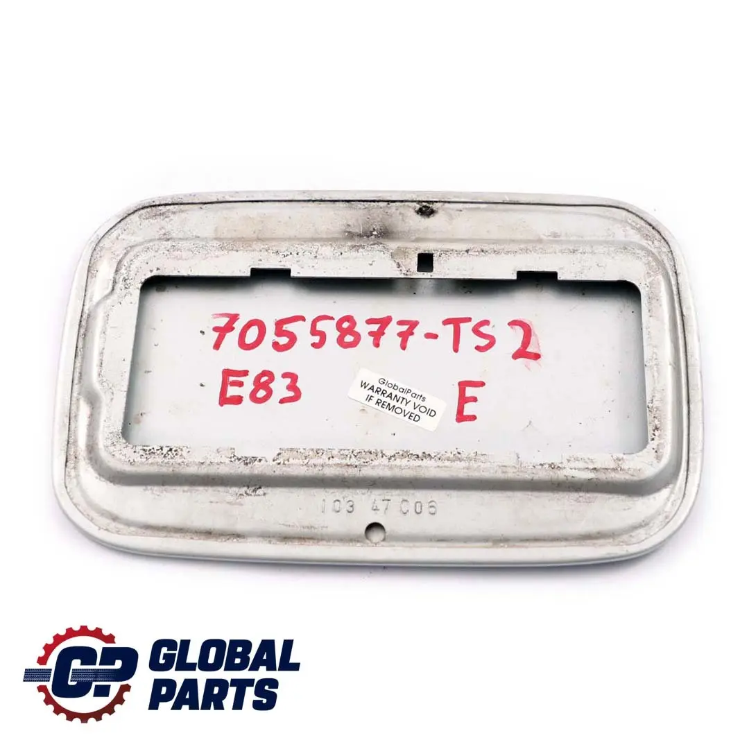 E83N LCI Llenado De combustible Flap Tapa Titansilber Plata para BMW E83 con número de pieza 7055877 BMW E83 E83N LCI Llenado De combustible Flap Tapa Titansilber Plata - SKU 7055877-TS2 - Número de pieza 7055877