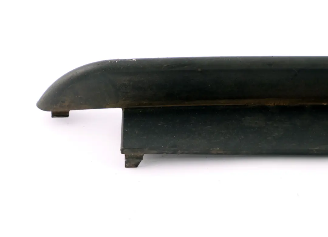 Rejilla Lateral Izquierda para BMW E65 E66 E67 con número de pieza 7056093 BMW E65 E66 E67 Rejilla Lateral Izquierda - SKU 7056093 - Número de pieza 7056093