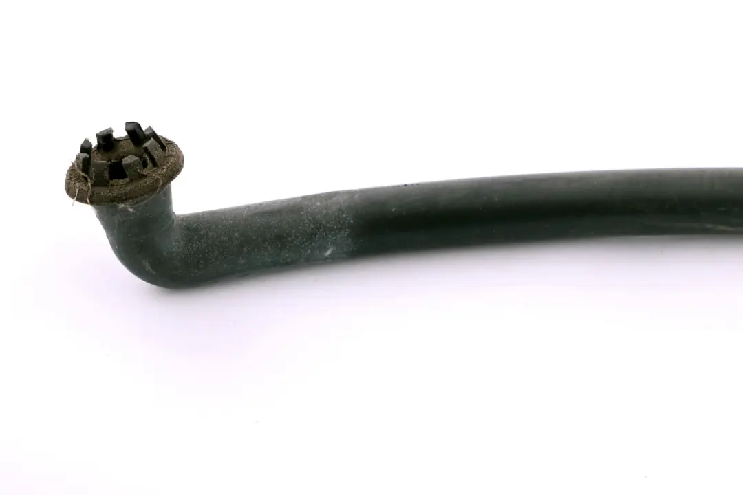 Tuyau D'Eau De Ventilation Du Système De Refroidissement pour BMW E64 à propos du numéro de pièce 7056129 BMW E64 Tuyau D'Eau De Ventilation Du Système De Refroidissement - SKU 7056129 - Numéro de pièce 7056129