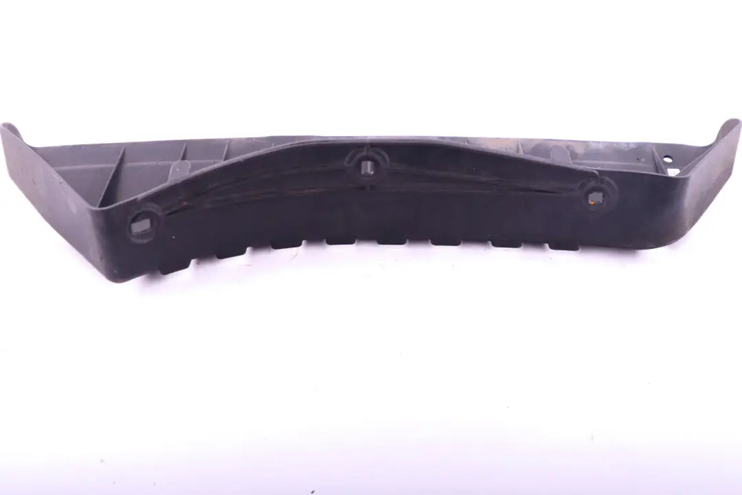 BMW E60 E61 E63 Support Guidage Central Inférieur De Pare-Chocs Arrière - SKU 7056388 - Numéro de pièce 7056388