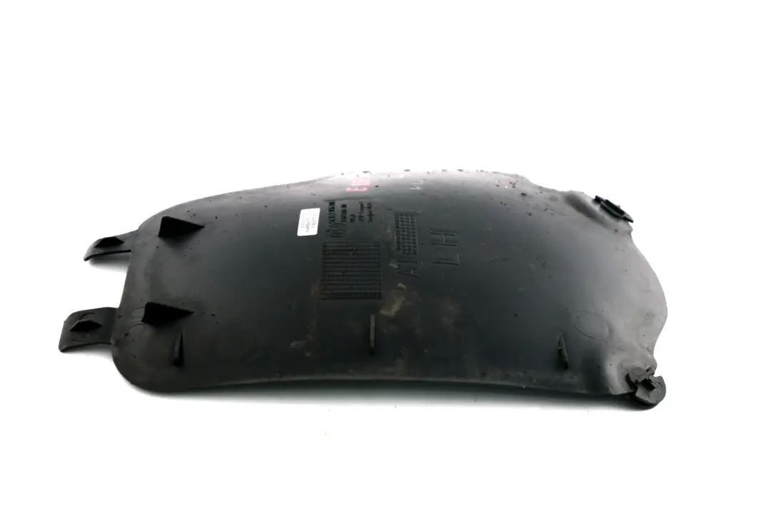 Tapa Paso De Rueda Embellecedor Delantero Izquierdo para BMW Z4 E85 E86 con número de pieza 7056401 BMW Z4 E85 E86 Tapa Paso De Rueda Embellecedor Delantero Izquierdo - SKU 7056401 - Número de pieza 7056401