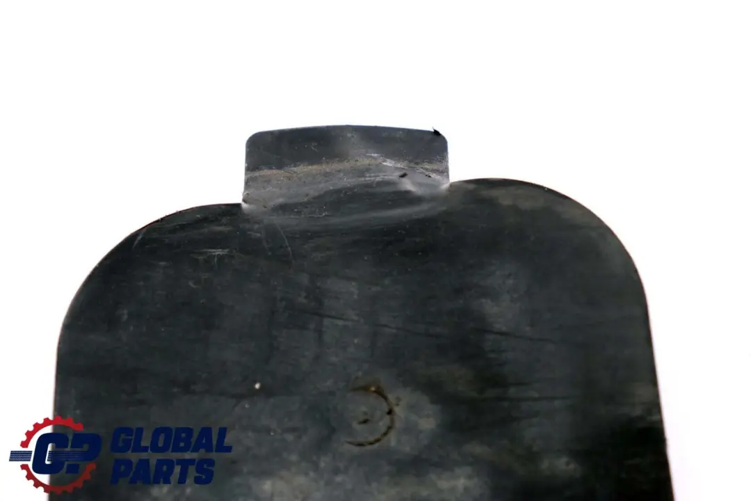 Tapa Guardabarros Delantero Derecho para BMW Z4 E85 E86 con número de pieza 7056404 BMW Z4 E85 E86 Tapa Guardabarros Delantero Derecho - SKU 7056404 - Número de pieza 7056404