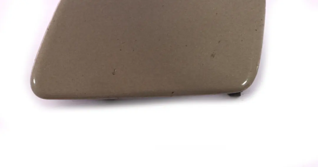 Osłona klapy reflektora przód lewy do BMW E60 o numerze 7056945 BMW E60 Osłona klapy reflektora przód lewy - SKU 7056945-PB - Numer Części 7056945