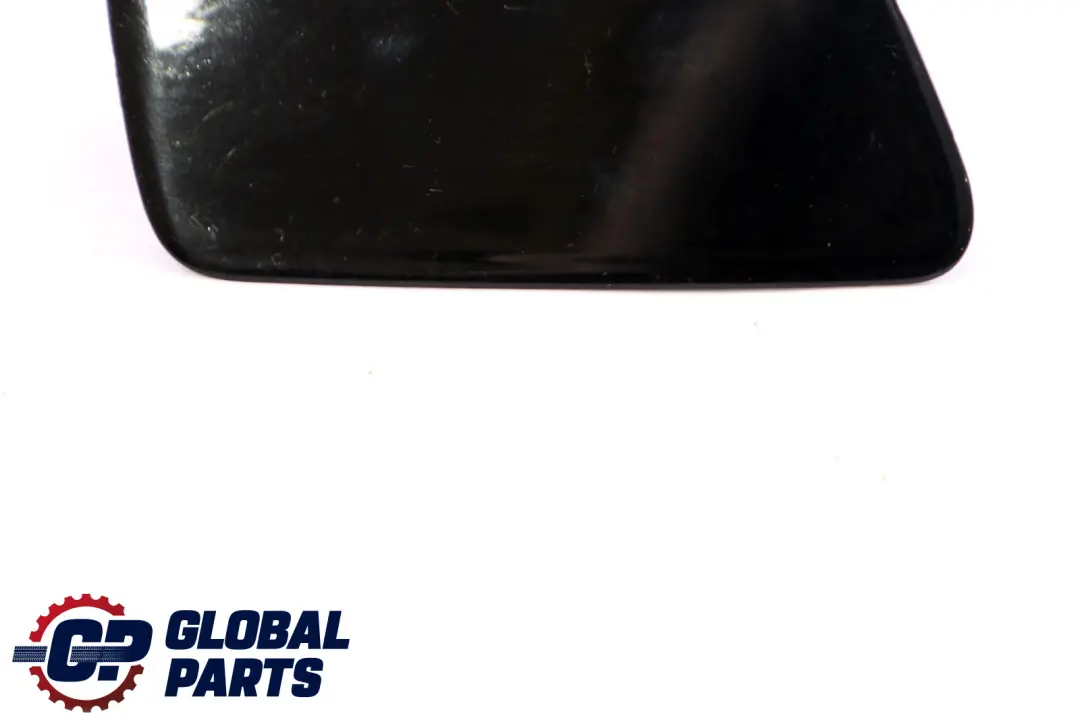 BMW E60 E61 Front Bumper Headligh Flap Cover Right Schwarz 2 Black - SKU 7056946-SCH - Número de pieza 7056946