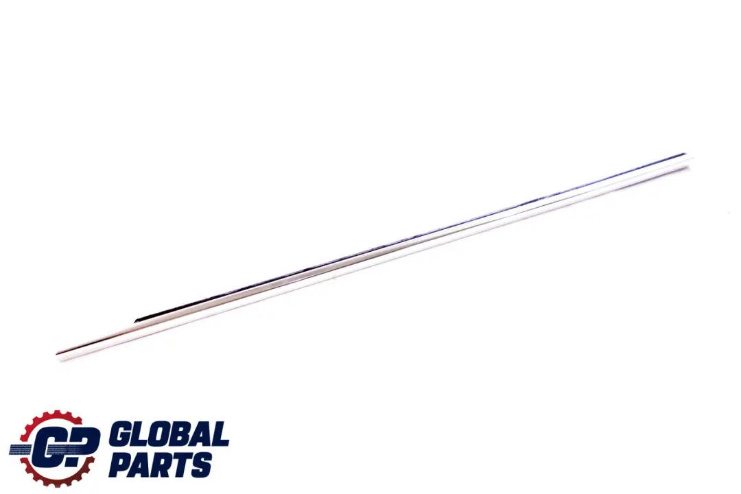 Listwa parapet drzwi prawy przód chrom do BMW E60 E61 o numerze 7057436 BMW E60 E61 Listwa parapet drzwi prawy przód chrom - SKU 7057436 - Numer Części 7057436