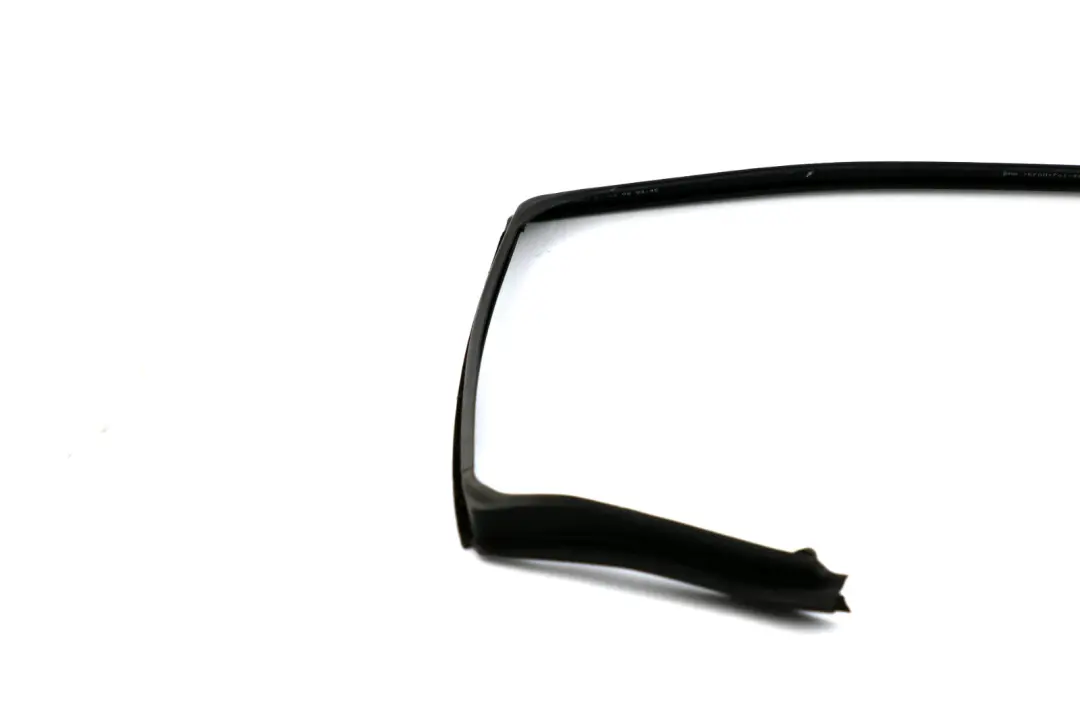 BMW E61 E61N LCI Joint d'etancheite de porte de toit arriere gauche - SKU 7057447 - Numéro de pièce 7057447