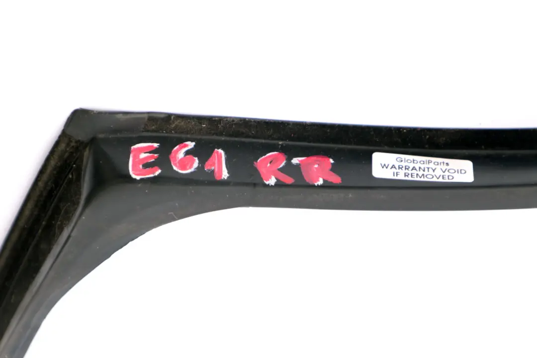 Guarnizione Giunto Porta Tetto Porta Posteriore Destra per BMW E61 con numero di parte 7057448 BMW E61 Guarnizione Giunto Porta Tetto Porta Posteriore Destra - SKU 7057448 - Numero di parte 7057448