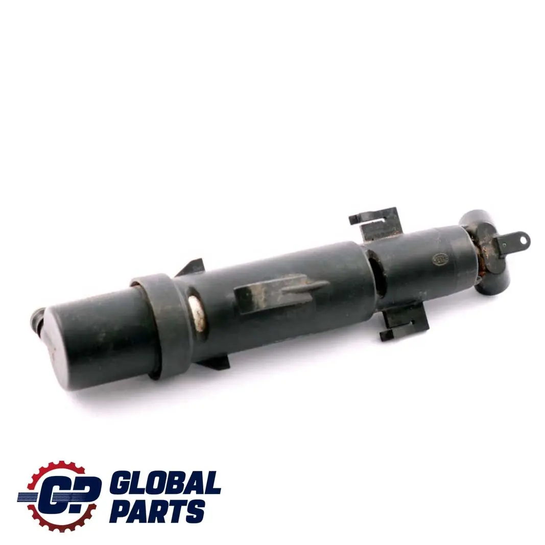 Ugello Lavafari Fari Destro per BMW Z4 E85 con numero di parte 7057452 BMW Z4 E85 Ugello Lavafari Fari Destro - SKU 7057452 - Numero di parte 7057452