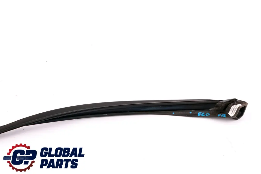 E60M E61 E61N Seal Door Seam Seal Roof Front Right O/S to BMW 5 Series E60 with Part number 7057508 BMW 5 Series E60 E60M E61 E61N Seal Door Seam Seal Roof Front Right O/S - SKU 7057508 - Part number 7057508