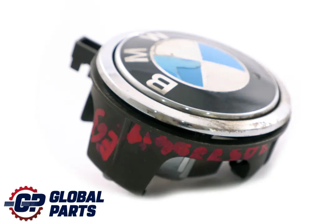 Emblem Button Tailgate Badge Open Opening to BMW 1 5 6 SERIES E63 E81 E87N F10 with Part number 7061327 BMW 1 5 6 SERIES E63 E81 E87N F10 Emblem Button Tailgate Badge Open Opening - SKU 7057794-1 - Part number 7061327