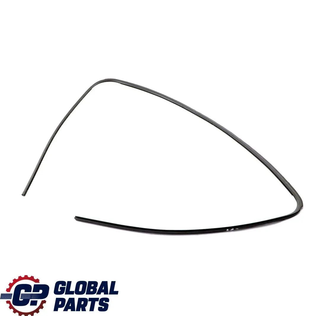 BMW 1 E81 E82 E87 E88 Revetement Pare-Brise Haut Joint - SKU 7058224 - Numéro de pièce 7058224