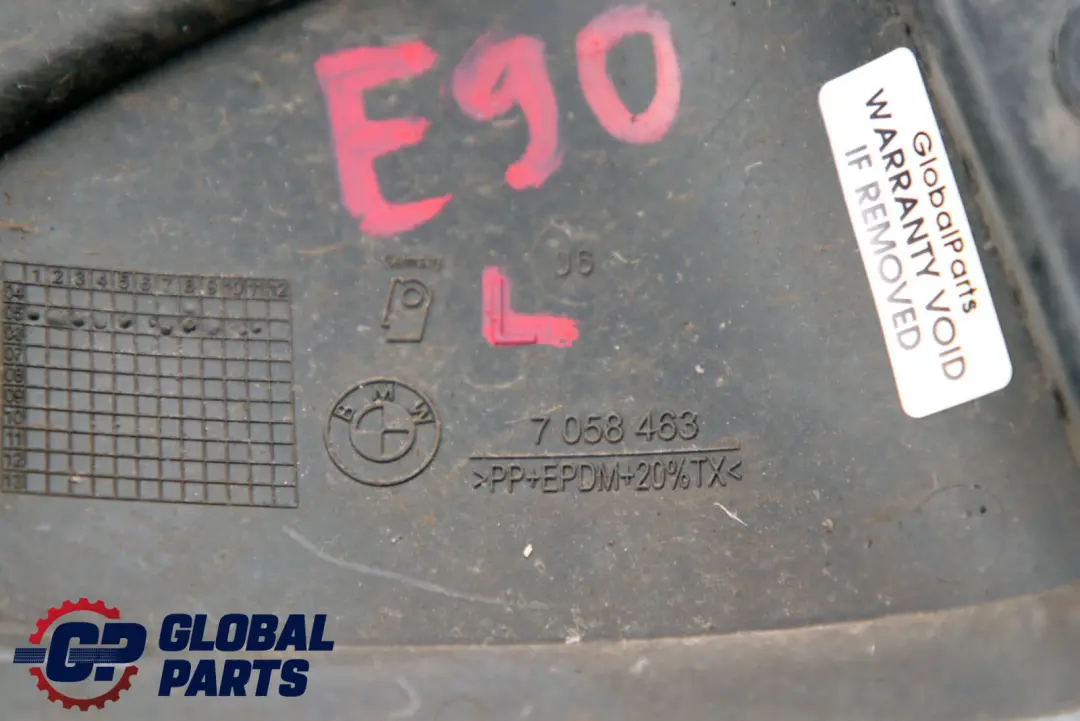 Blende Nebelscheinwerfer Links für BMW 3 er E90 E91 mit Teilenummer 7058463 BMW 3 er E90 E91 Blende Nebelscheinwerfer Links - SKU 7058463 - Teilenummer 7058463